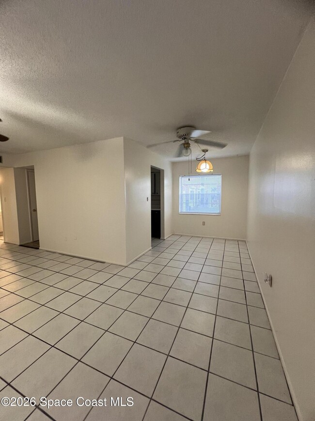 Photo - 190 E Olmstead Dr Unidad H1