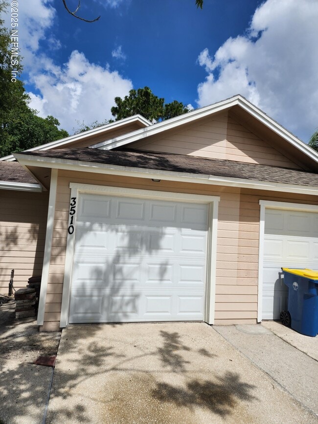 Building Photo - 3510 Rain Forest Dr W Rental