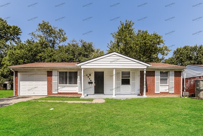 Building Photo - 1858 Aspenhill Dr