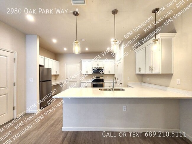 Photo - 2980 Oak Park Way