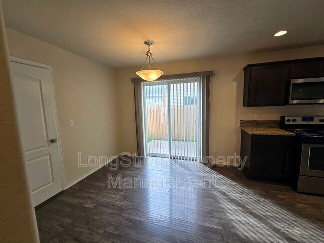 Photo - 4437 Creel Ave