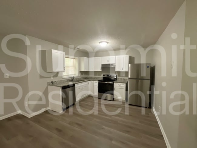 Photo - 7189 Ravenwood Ln