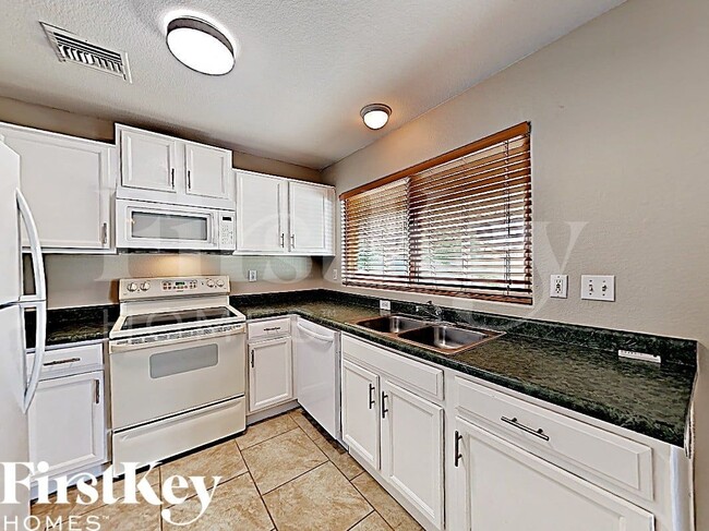 Photo - 5314 W Altadena Ave