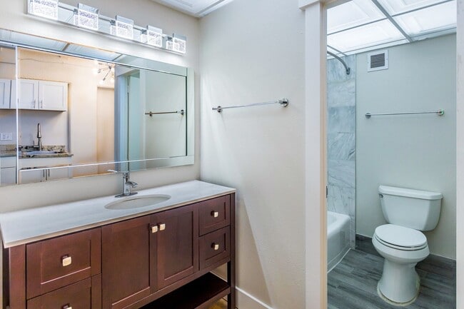 Photo - The Melrose Midtown