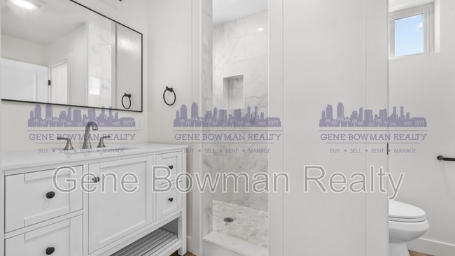 Photo - 2413 Fleetwood St