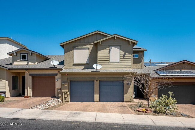 Building Photo - 652 Brindle Dr