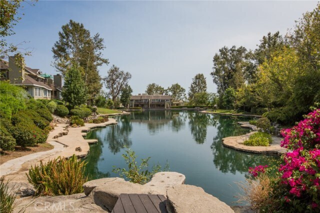 Photo - 1053 Lakeview Terrace