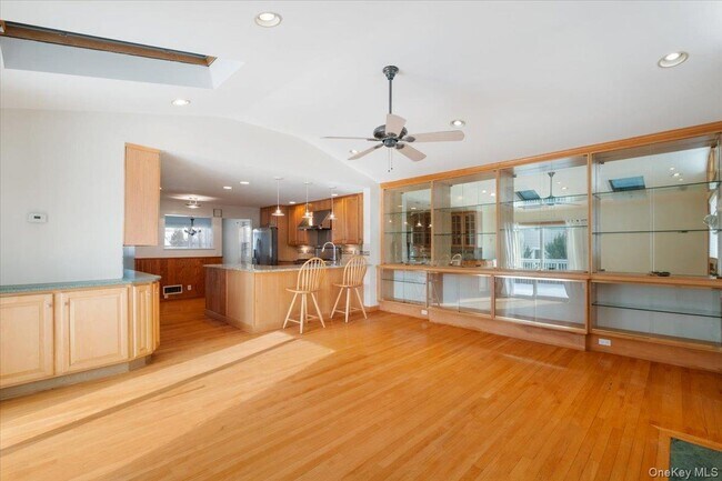 Photo - 48 Madison Rd