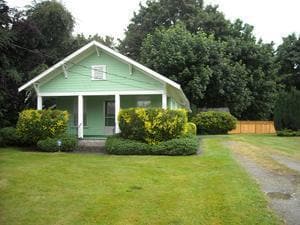 Building Photo - Arlington Home