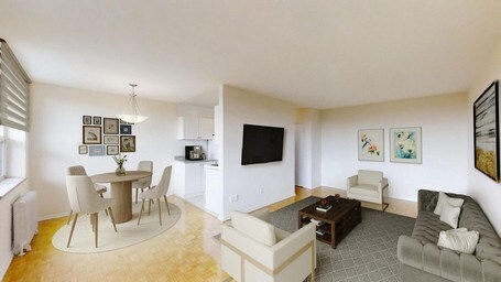 Photo - 1700 Victoria Park Avenue