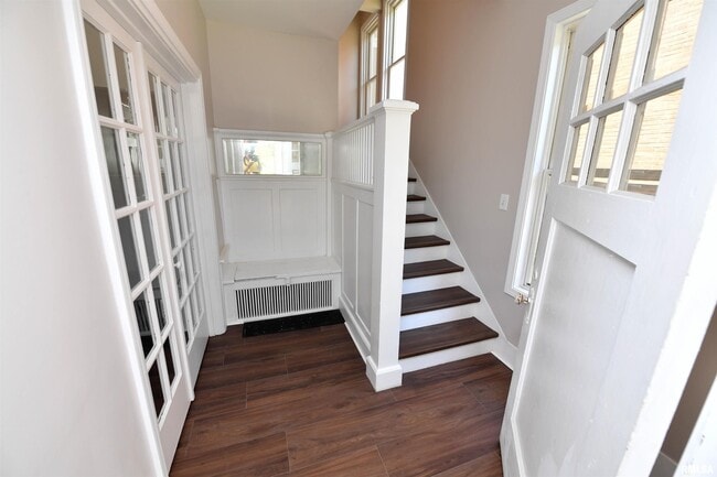 Photo - 1027 N University St
