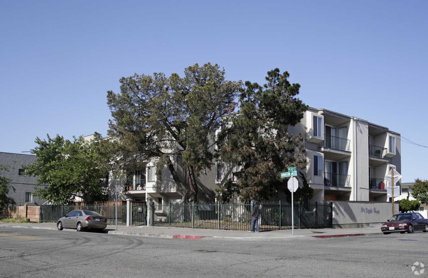 Photo - 2933 Martin Luther King Jr Way Apartments