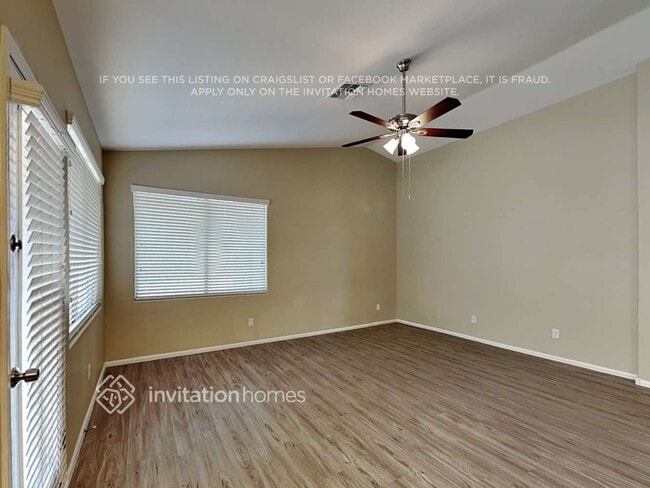 Photo - 1690 E Nancy Ave