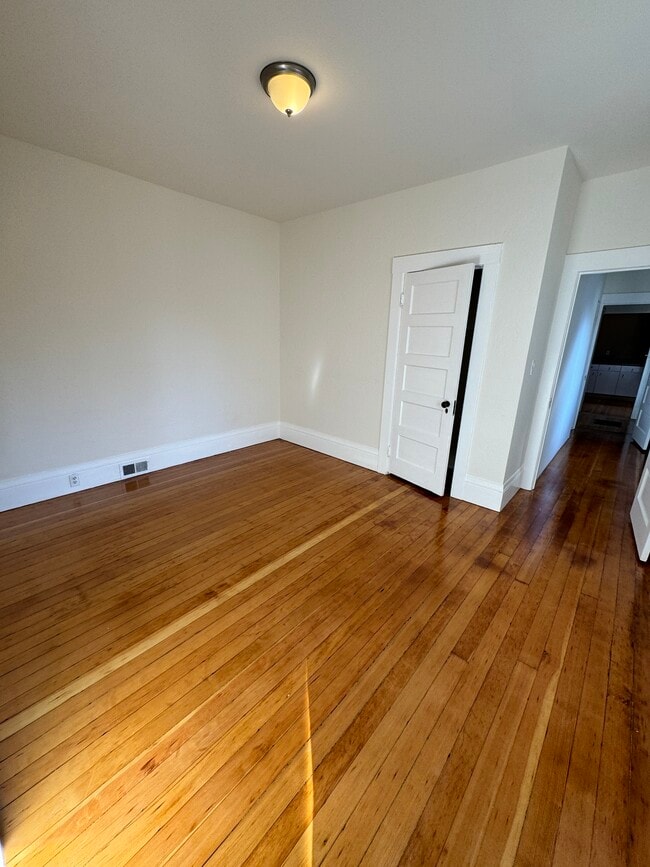 5518 San Pablo Ave Rental House Rental in Oakland, CA