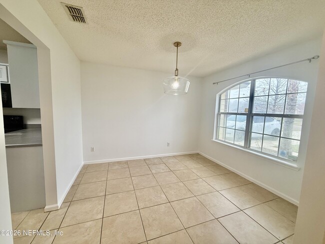 Photo - 2007 Eclipse Dr