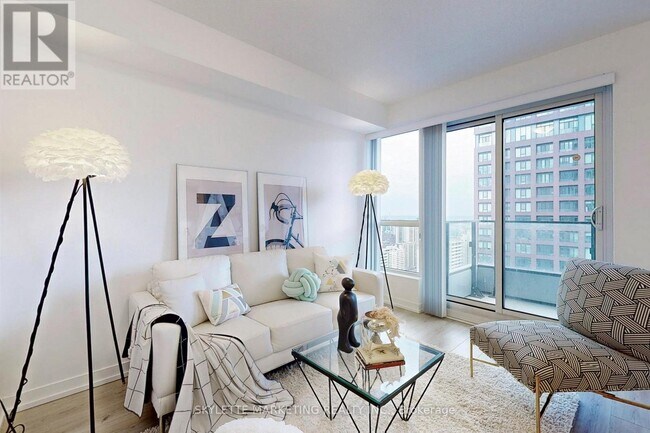 Photo - 395 Bloor St E Unité 3201