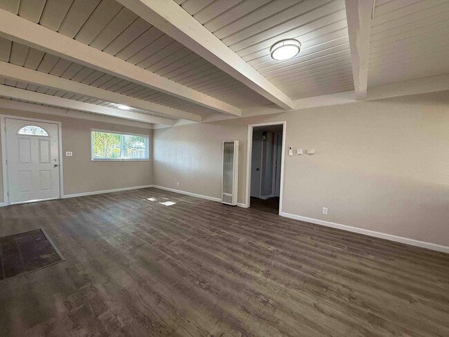 Photo - 2312 Barcelona Way