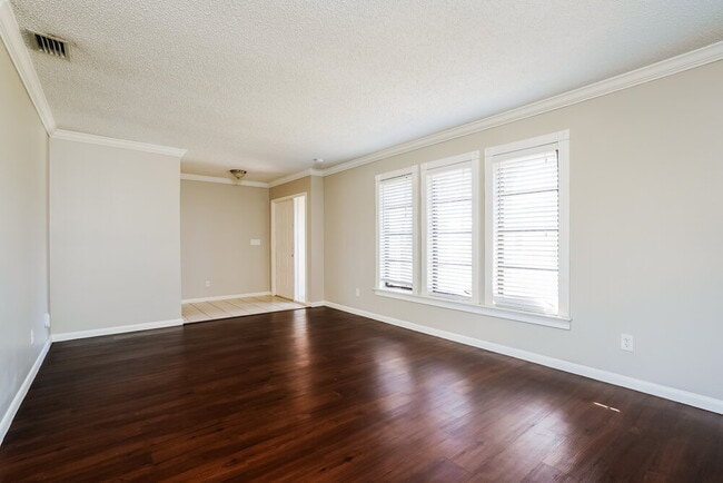 Photo - 413 SE 29th St
