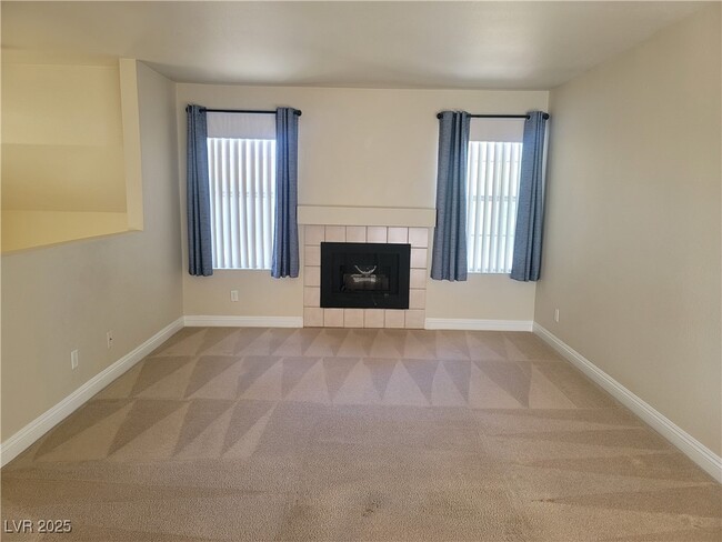 Building Photo - 2801 N Rainbow Blvd Unit 264 Rental