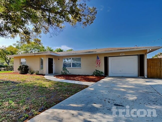Photo - 6160 Rockefeller Ave