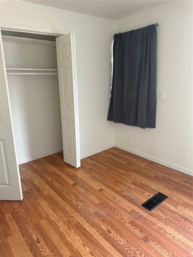 Photo - 7800 NW 8th St