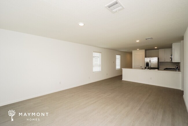 Photo - 547 Layne Overlook