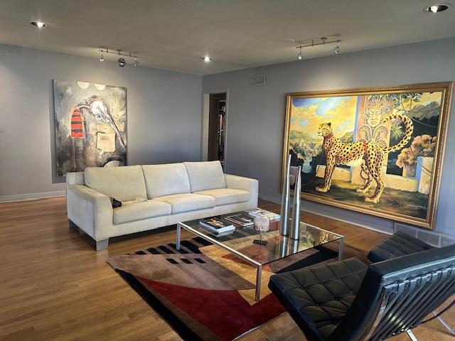 Photo - 1710 Dorchester Dr