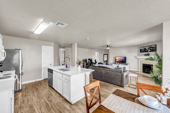 Photo - 9924 George Washington Dr