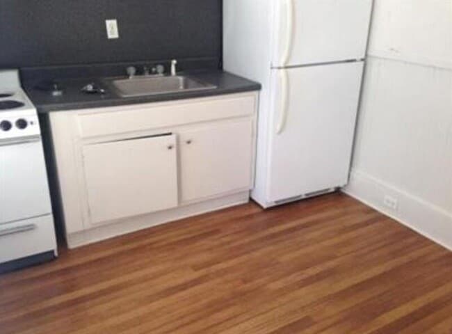 Photo - 319 North St Unit 4