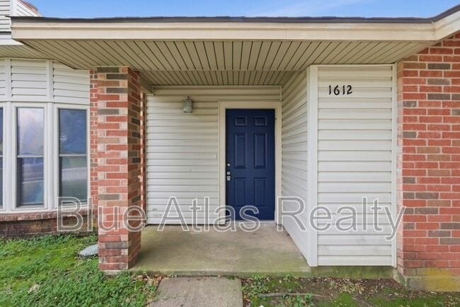 Photo - 1612 Hunterwood Dr