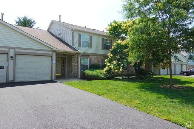 Building Photo - 210 Crestview Dr Unit B Rental