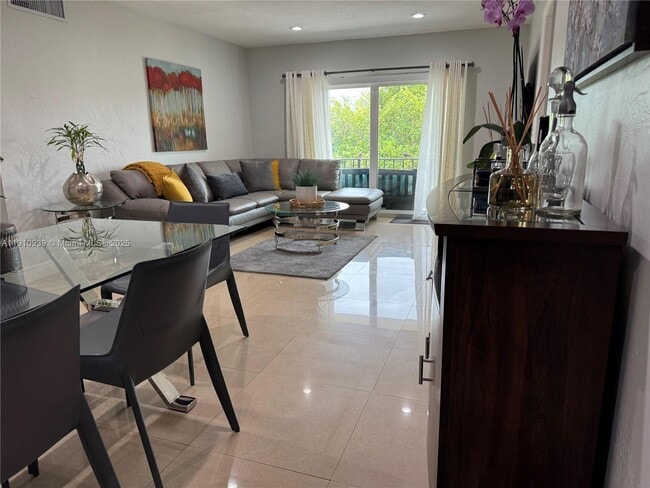 Photo - 14036 SW 90th Ave Unit 201-AA