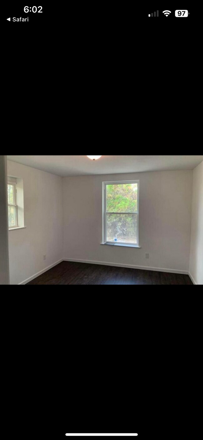 Photo - 1586 Lee Beard Way