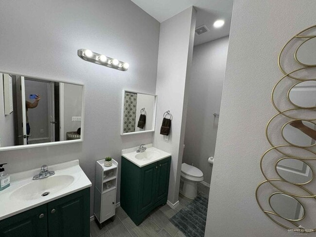 Photo - 10 Cassandra St