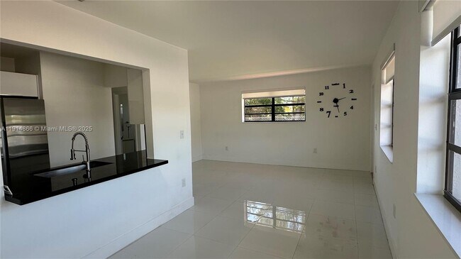 Photo - 6936 SW 22nd St Apartment Unit 0