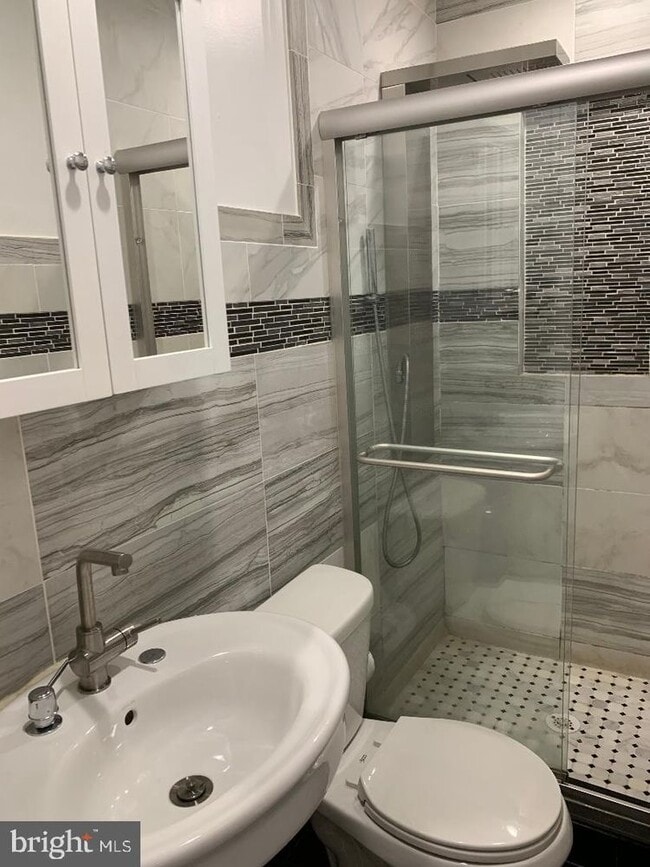 Photo - 5410 Ives Pl