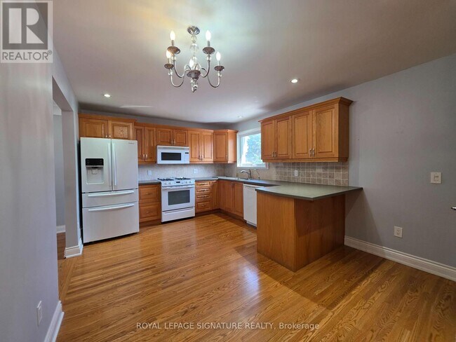 Photo - 100 Corman Ave