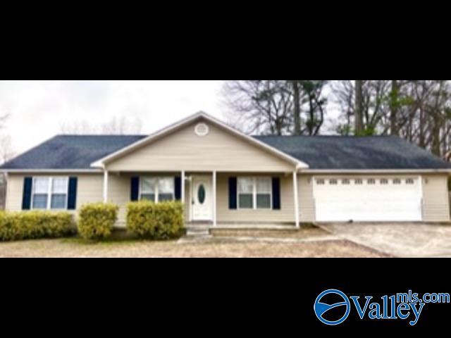 Building Photo - 505 Honeysuckle Ln