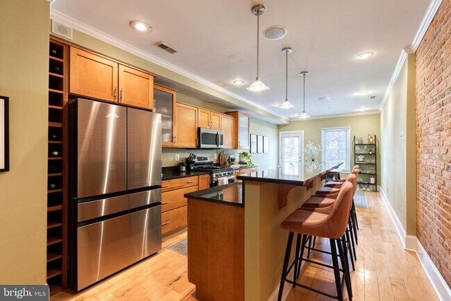 Photo - 908 S Linwood Ave