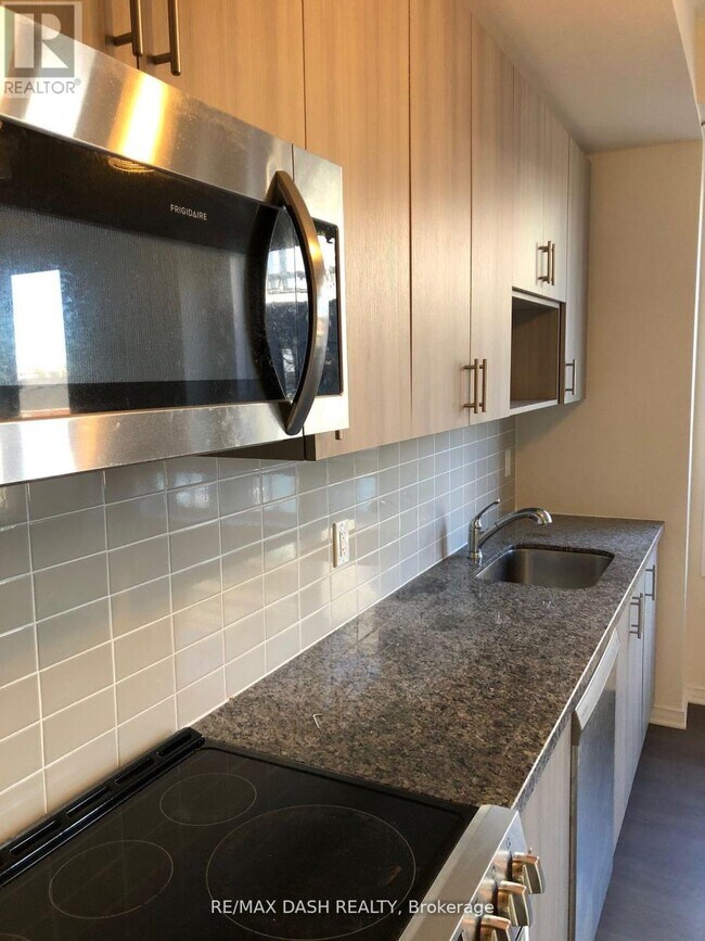 Photo - 1130 Briar Hill Ave