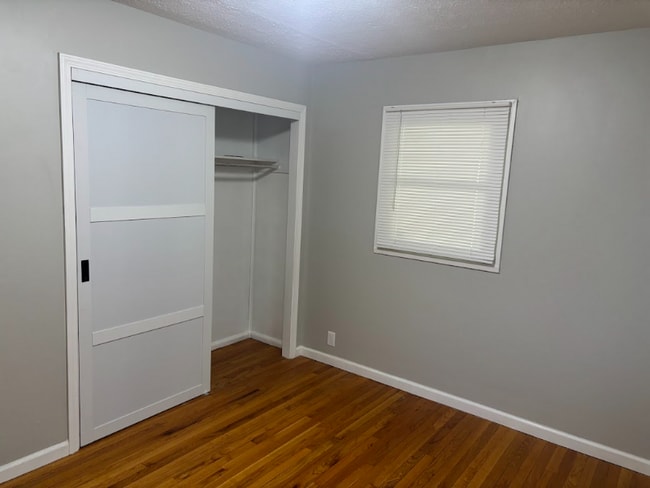 Photo - 1520 Kilbourn St