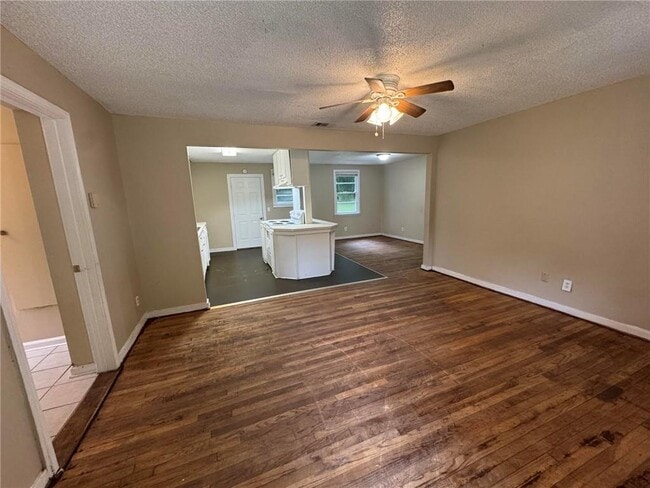 Photo - 4670 Rosewood Dr