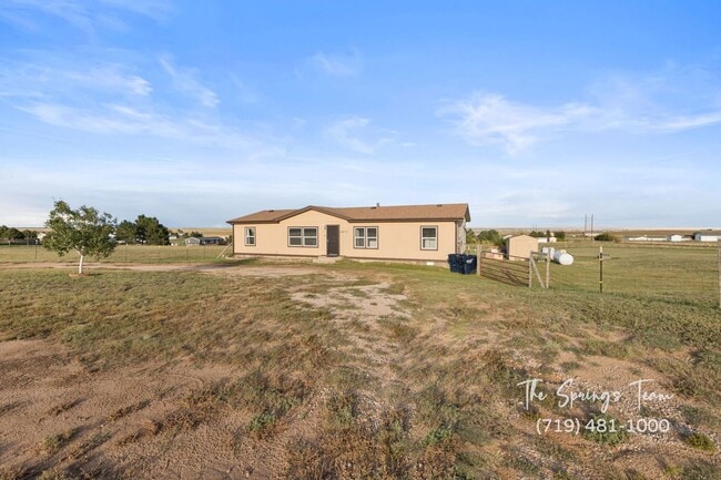 Photo - MODERN UPGRADES AND RURAL LIVING IN PEYTON