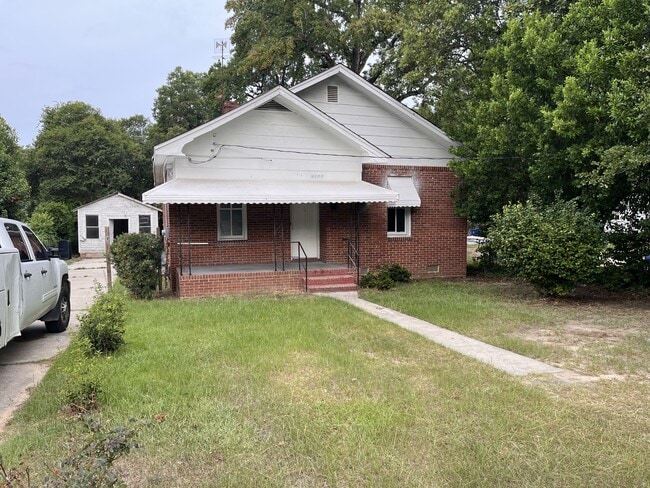 Building Photo - 4103 Ridgewood Ave