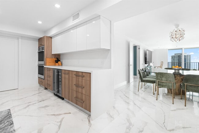 Photo - 777 Bayshore Dr Unit 1704