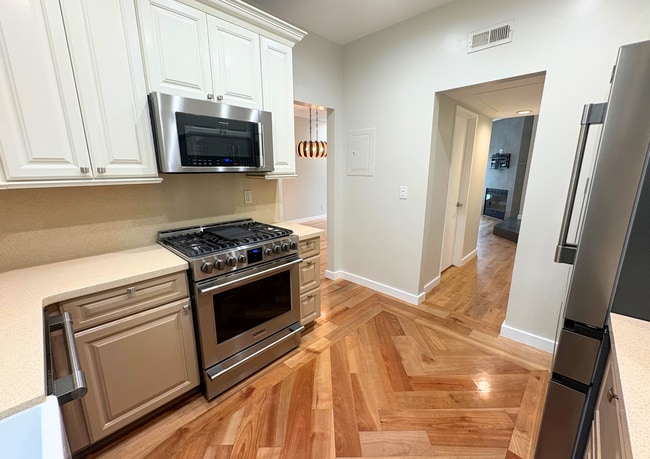 Photo - 3952 Richmond St Unit 3952 Richmond St