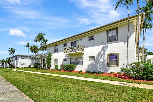 Photo - Eden House - 3601 Van Buren St Hollywood, FL 33021