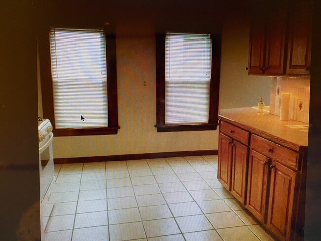 Photo - 5 Gardners Ln Unit 1