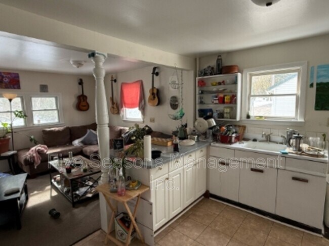 Photo - 362 Riverside Ave.