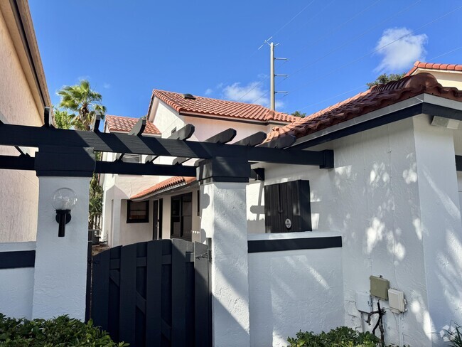 Building Photo - 5527 Ashpon Ct Rental